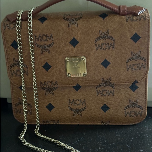 MCM RARE VINTAGE MCM MINI TOTE AND CROSSBODY BAG. PRISTINE CONDITION. - Picture 8 of 15